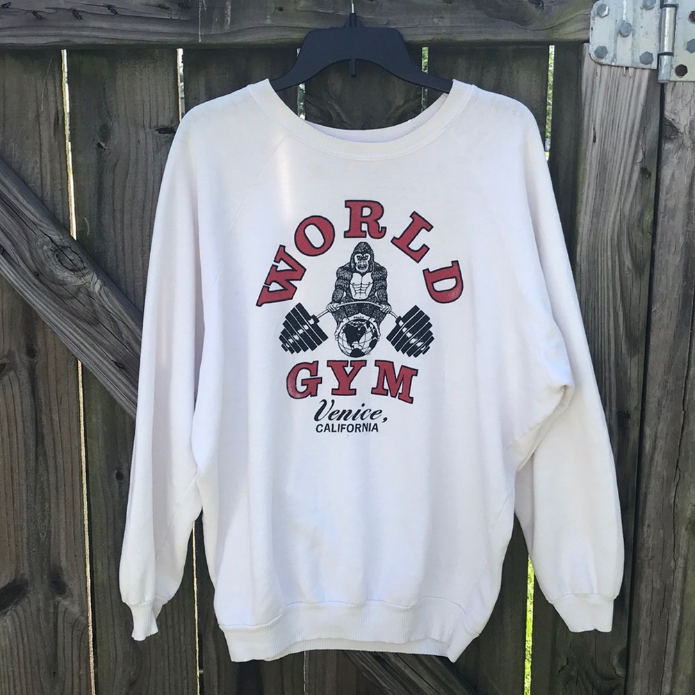 World Gym thin workout sweatshirt